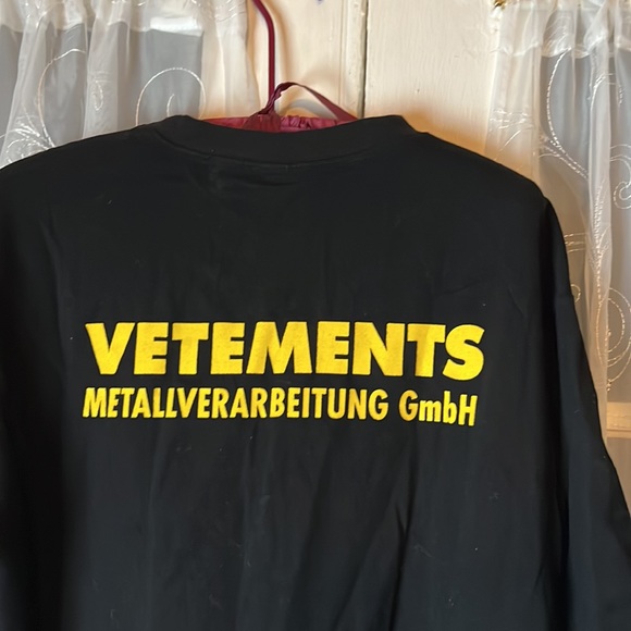 Vetements Metallverarbeitung GmbH Tee Men’s Large T-shirt - Picture 3 of 12
